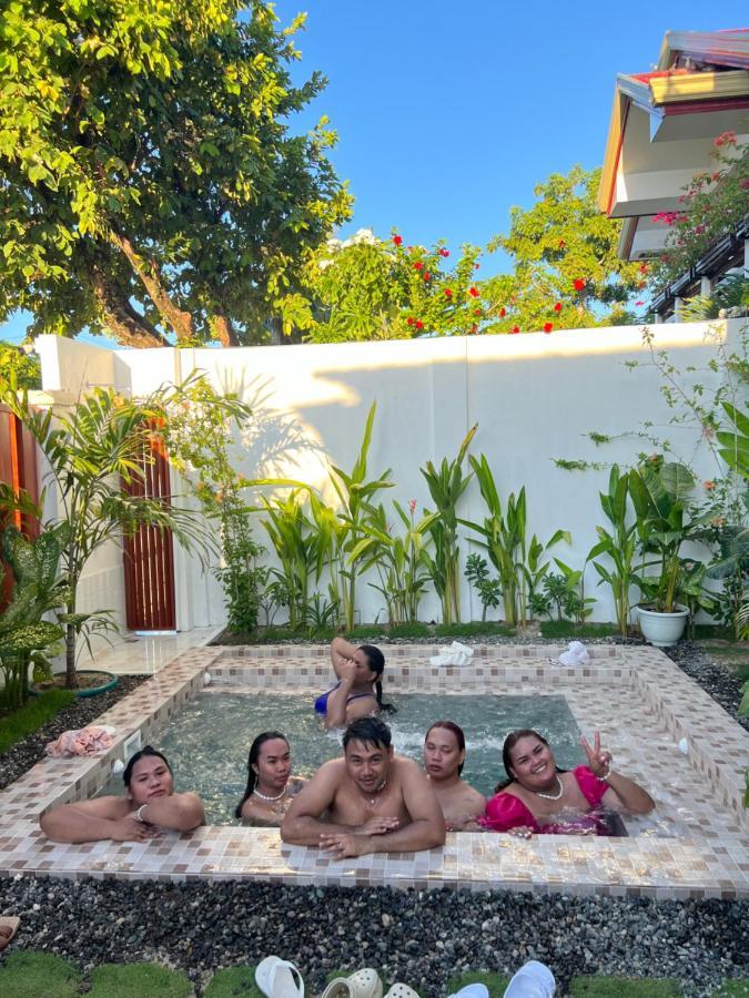 Rich-Vania Suites General Luna (Surigao del Norte) Exterior foto